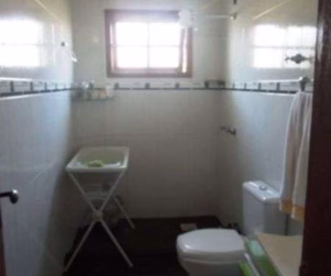 Casa para Venda - 187.5m², 3 dormitórios, sendo 1 suites, 1 vaga - Hípica