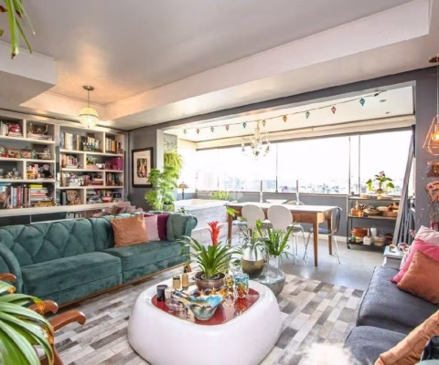 Apartamento 3 Suites/quartos no bairro Menino Deus, em Porto Alegre
