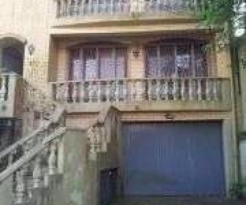 Casa para Venda - 600m², 6 dormitórios, sendo 6 suites, 9 vagas - Vila Assunção