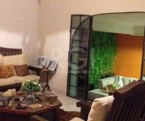 Casa para Venda - 260m², 3 dormitórios, sendo 1 suites, Espirito Santo