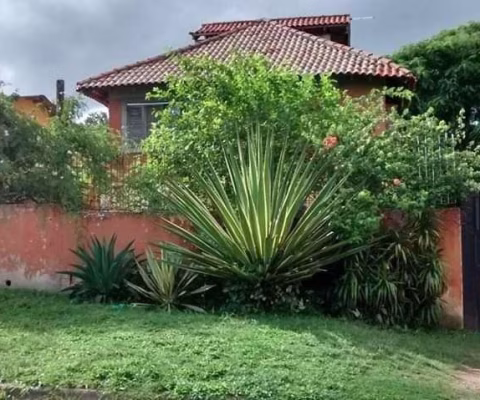 Casa para Venda - 250m², 3 dormitórios, Santa Tereza