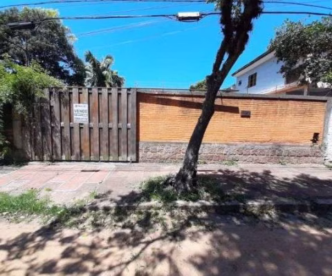 Terreno em Porto Alegre, no bairro Espírito Santo, à venda.