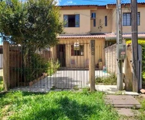 Casa em Porto Alegre, no bairro Belém Novo, com 2 dormitório(s), e 2 banheiros, à venda.