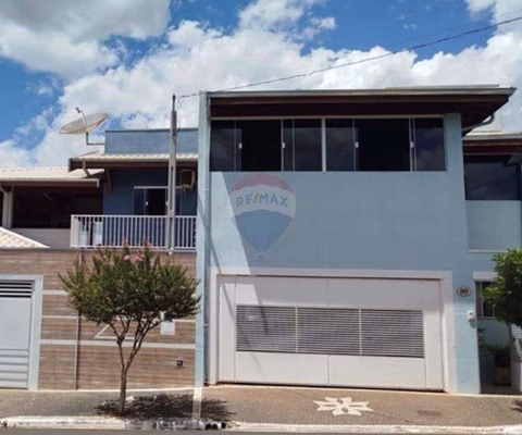 'Linda casa Jardim do Lago em Conchal.