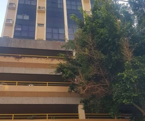 Sala comercial de 40 m², ampla e bem iluminada, para venda