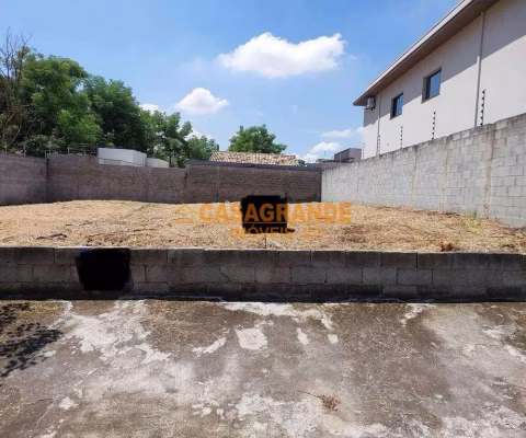 Terreno à Venda Lote Inteiro na Vila Branca - 250m²