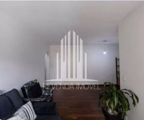 Apartamento com dois dormitórios e uma vaga para venda no Tatuapé
