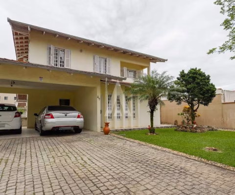 Casa com 3 quartos à venda na Rua Guia Lopes, --, Santo Antônio, Joinville