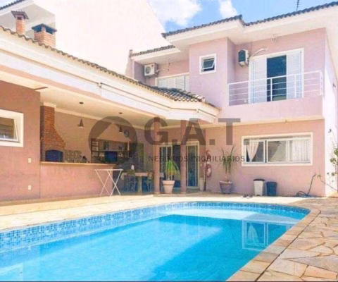 CASA EM CONDOMÍNIO À VENDA NO VILLAGE SAINT CLAIRE- SOROCABA/SP