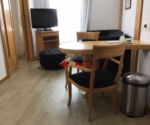 Flat com ótimo preço no bairro Pinheiros. Confira!