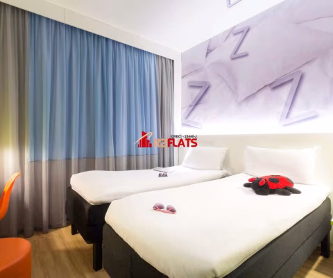 Flat com ótimo preço no bairro Barra Funda. Confira! Ótimos redimentos!