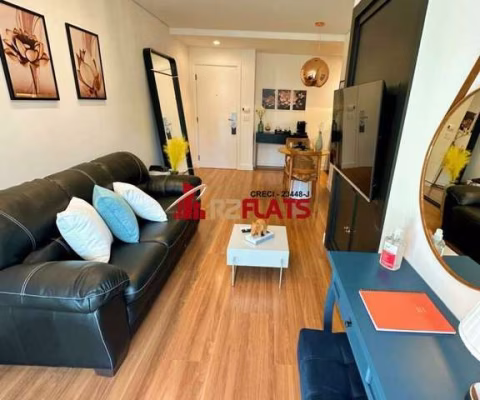 Flat com ótimo preço no bairro Cidade Monções. Confira!
