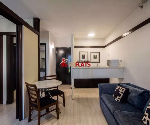 Flat com ótimo preço no bairro Alphaville. Confira!