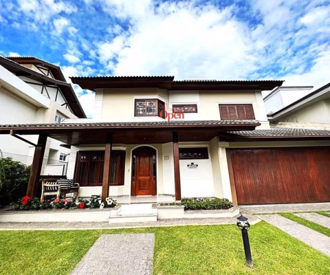 CHARMOSA CASA PARA ALUGUEL ANUAL EM JURERÊ - FLORIANÓPOLIS/SC