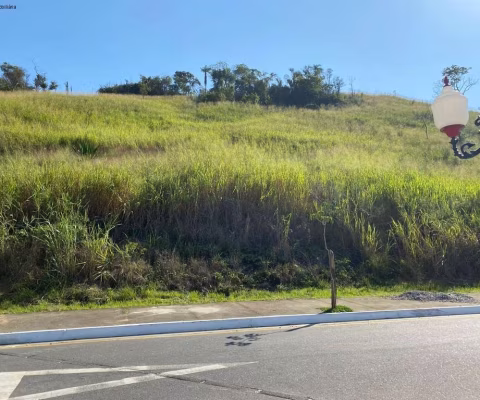 Terreno comercial à venda na Rua Trinta e Dois, Cajueiros (Itaipuaçu), Maricá