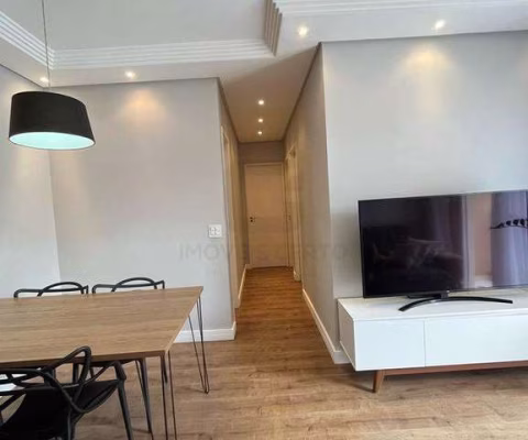 Mobiliado e decorado, o seu Alphaview em andar alto e bom estado de conservação