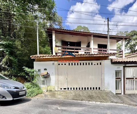 Imperdível! Casa à venda em Cotia-SP, bairro Jardim Rebelato, 2 quartos, 2 salas, 2 banheiros, 2 vagas, 139,94m². Confira!