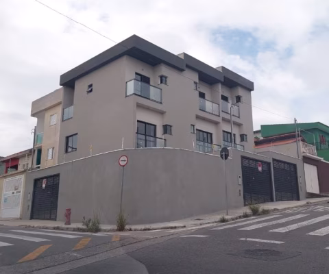 Lindo Sobrado com 02 Suítes à Venda, 121m² na Vila Lucinda em Santo André - SP