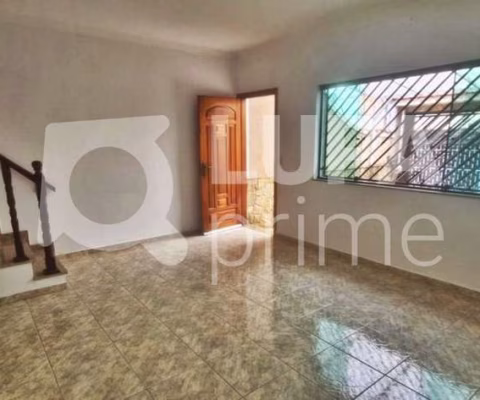 CASA COM 3 QUARTOS E 4 VAGAS DE GARAGEM À VENDA NA PARADA INGLESA