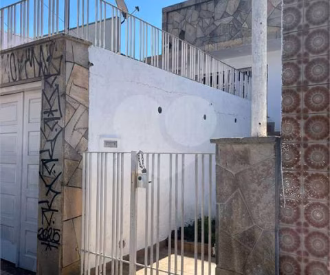 Casa térrea com 2 quartos à venda em Vila Darli - SP