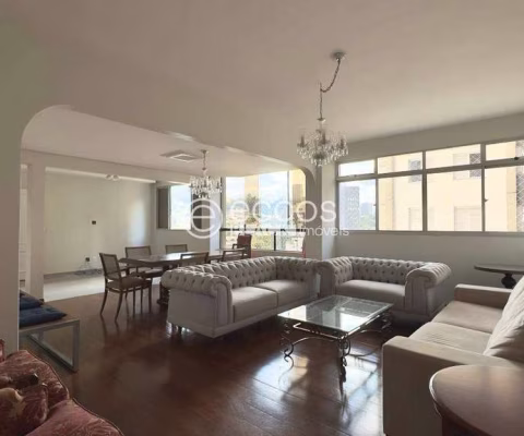 Apartamento à venda, 4 quartos, 1 suíte, 2 vagas, Lourdes - Belo Horizonte/MG