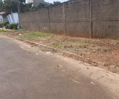 Terreno à venda no Balneario Tropical, Paulínia 