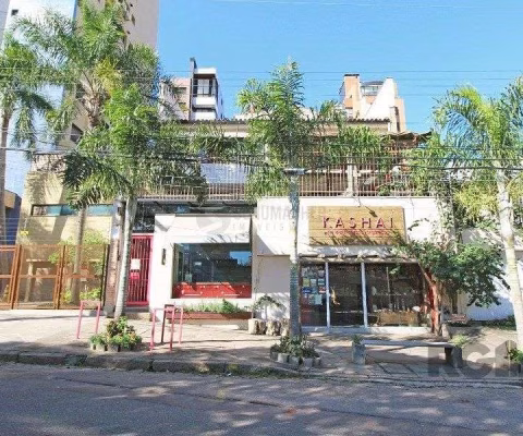 Casa Comercial em Petrópolis