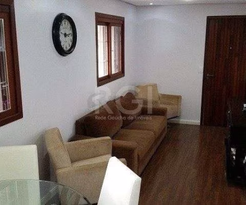 Casa para Venda - 70m², 2 dormitórios, 3 vagas - Ponta Grossa