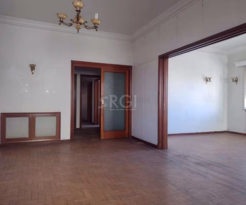 Apartamento para Venda - 238m², 3 dormitórios, sendo 1 suites, 1 vaga - Floresta