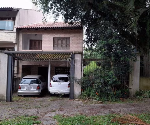 Casa para Venda com 3 dormitórios, sendo 1 suites e 3 vagas no bairro Ipanema