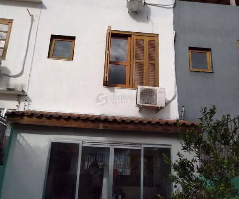 Casa para Venda - 100.45m², 4 dormitórios, sendo 2 suites, Guarujá, Porto Alegre