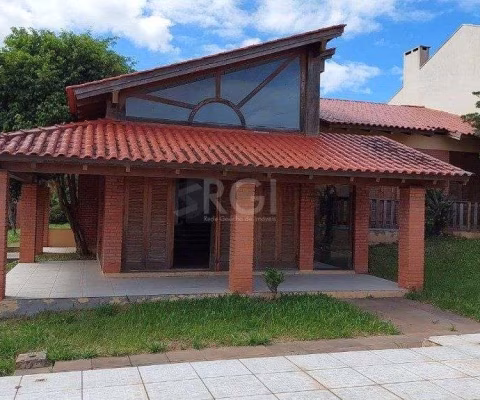 Casa no bairro Espirito Santo - 3 dormitórios