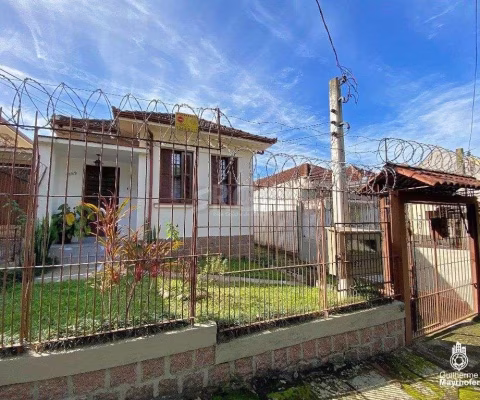Casa para Venda - 212m², 3 dormitórios, 2 vagas - Medianeira
