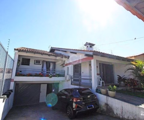 Casa para Venda - 225.36m², 3 dormitórios, sendo 1 suites, 4 vagas - Camaquã