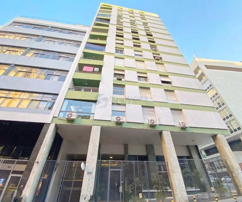 Apartamento de 3 dormitórios e 1 suíte no Centro Histórico de Porto Alegre