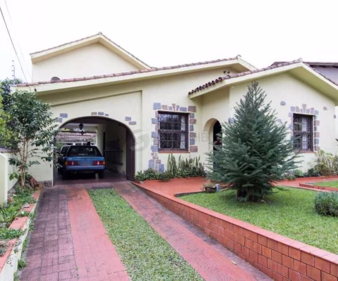 Casa para Venda - 228.93m², 4 dormitórios, sendo 3 suites, 3 vagas - Vila Assunção