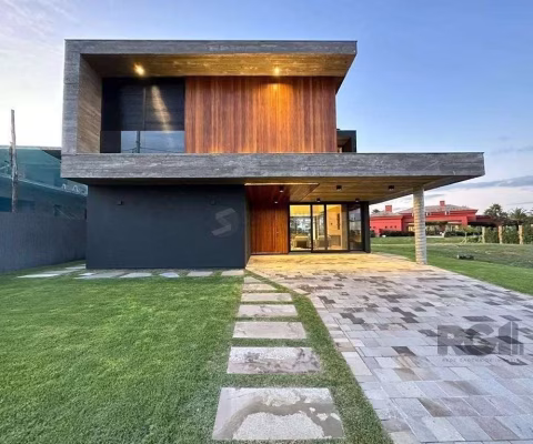 Casa em Condomínio em Atlântida Sul