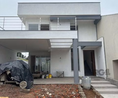 Casa em Condomínio em Aberta dos Morros