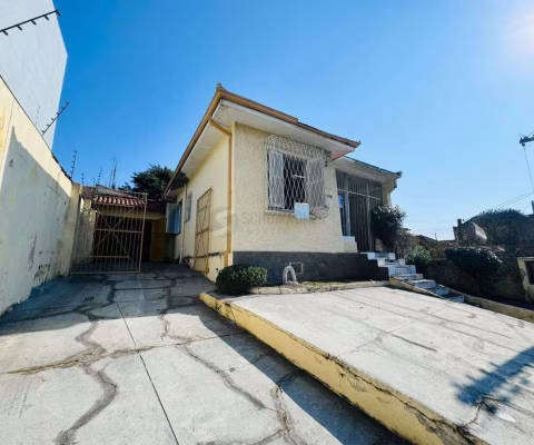 Casa no bairro Gloria - Av. Osca Pereira