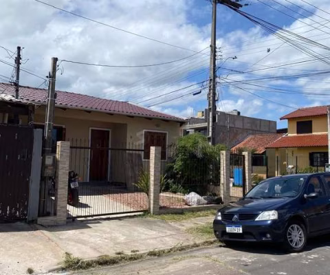 Casa no bairro Hípica - 2 dormitórios