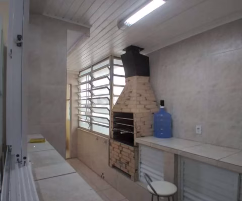 Oportunidade Única! Lindo Apartamento de 3 Quartos no Coração de Porto Alegre!** 