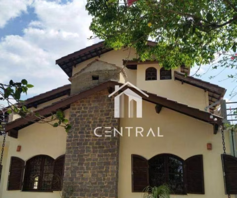 Casa com 5 dormitórios à venda, 490 m² - Retiro das Fontes - Atibaia/SP