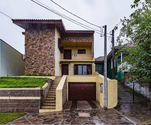 Descubra essa incrível casa à venda em Porto Alegre, no bairro Vila Ipiranga, uma das regiões mais tranquilas e valorizadas da cidade. Com um ótimo preço, esta propriedade residencial é ideal para que