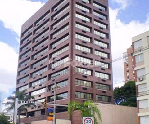 11º andar no anexo lll do Atrium Center, são 380,74m² com 7 vagas de garagem.&lt;BR&gt;A infraestrutura do Atrium oferece: &lt;BR&gt;&lt;BR&gt;Portaria 24 horas&lt;BR&gt;Controle de acesso por catraca