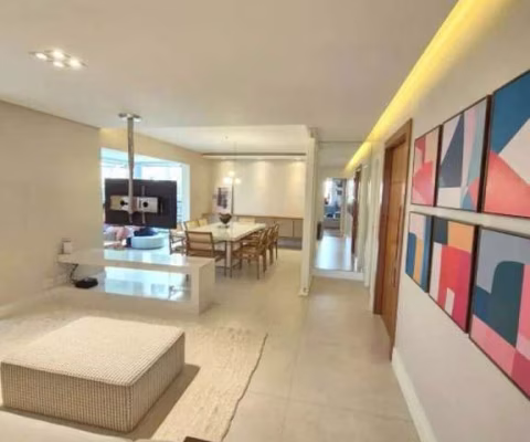Condomínio Villa Borghese na Saúde, Apartamento de 136m² com 3 suítes, 3 vagas.