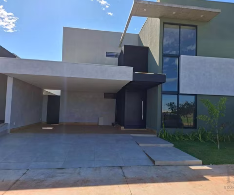 Casa para Locação em Marília, Jardim Tangará, 3 dormitórios, 3 suítes, 1 banheiro, 4 vagas
