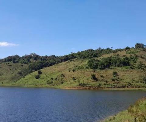 Fazenda à venda no Pavoeiro, Paraibuna 