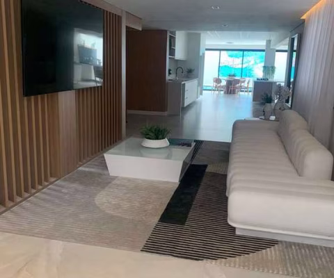 Casa com 3 quartos, Canto do Forte, Praia Grande - R$ 5 mi, Cod: 720021
