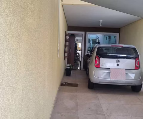 VENDO LINDO SOBRADO DE 03 DORMITÓRIOS NO BAIRRO CAMPO GRANDE!