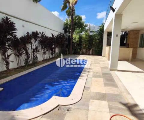 Casa no condomínio Jardins Roma disponível para locação e venda em Uberlândia-MG